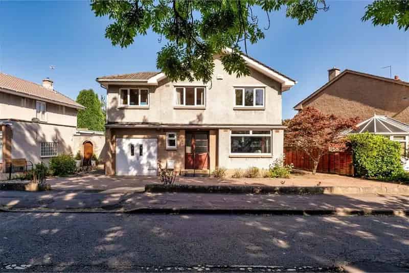 3 Bed Detached House Blackhall Edinburgh