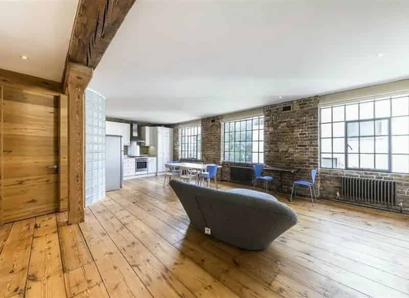 2 Bed 2 Bath Warehouse Conversion SE1 Over 1000 Sqft