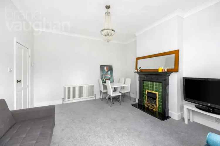 4 Bedroom Maisonette For Sale - Share of Freehold - Chain Free