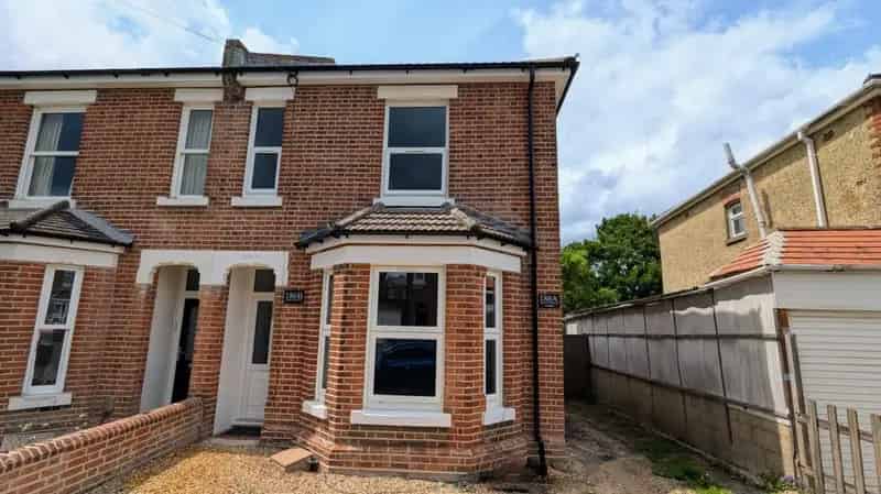 Flat For Rent , Manor Farm Road, Southampton, England
