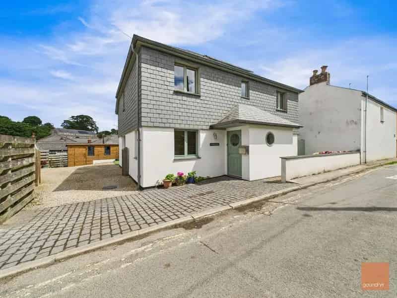 4 Bedroom Detached House for Sale in Chacewater
