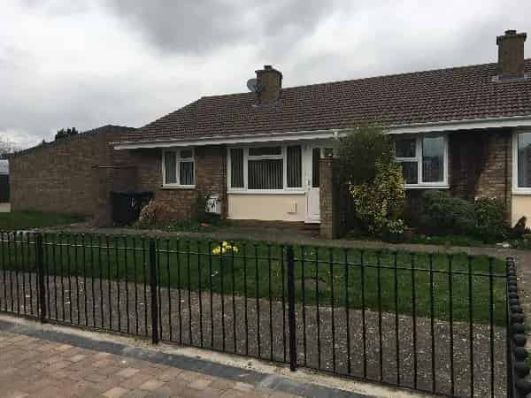 1 Bedroom Bungalow Near Me Pets Allowed