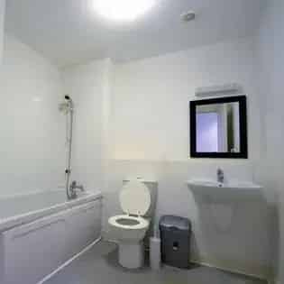 2 Double Bedroom Duplex Apartment in Hulme Manchester