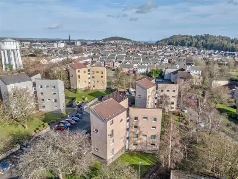 2 Bedroom Maisonette to Rent Dundee
