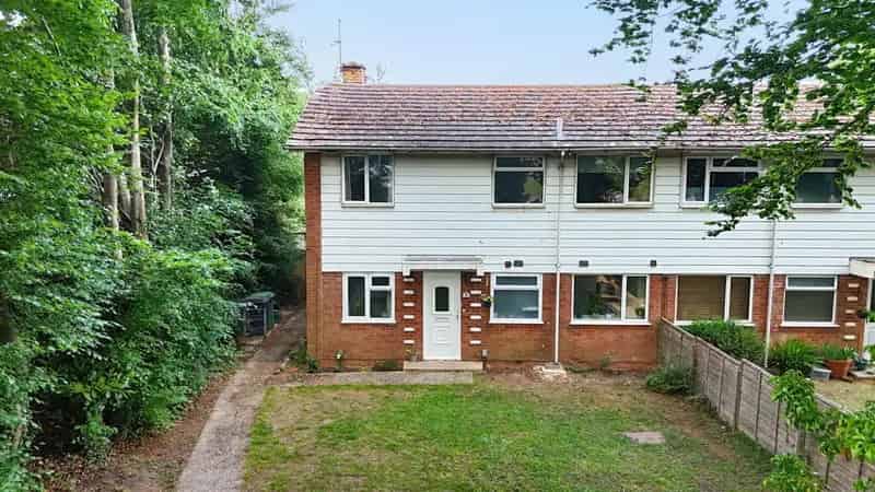 2 Bedroom Maisonette for Sale in South Ham