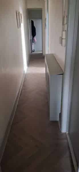 Large 2 Bed Ground Floor Flat Near Amenities