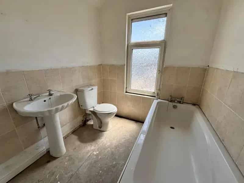 2 Bed Terraced House for Sale in Barnsley Town Centre