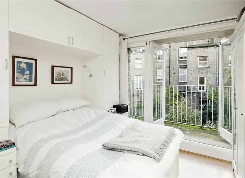 Chelsea One-Bedroom Apartment with Private Terrace