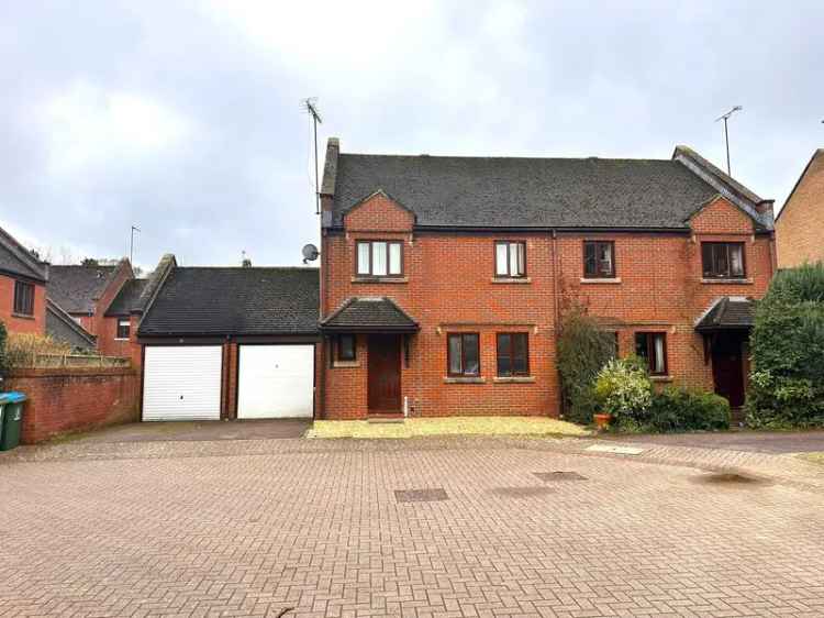 House For Sale in Buckingham, England