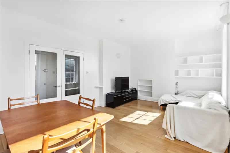 2 Bedroom Flat near Angel, London