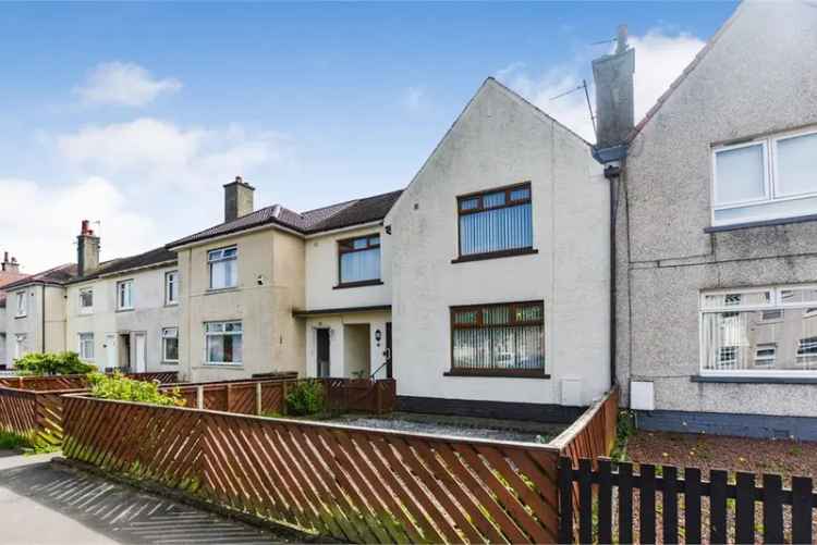 4 Bed Terraced House with 2 Shower Rooms and Garden