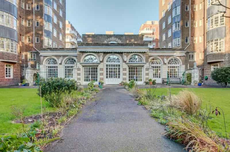 1 Bedroom Flat for Sale