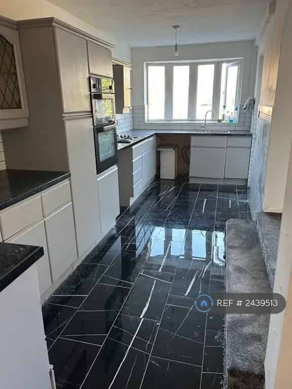 3 Bedroom Semi Detached House Sutton Park