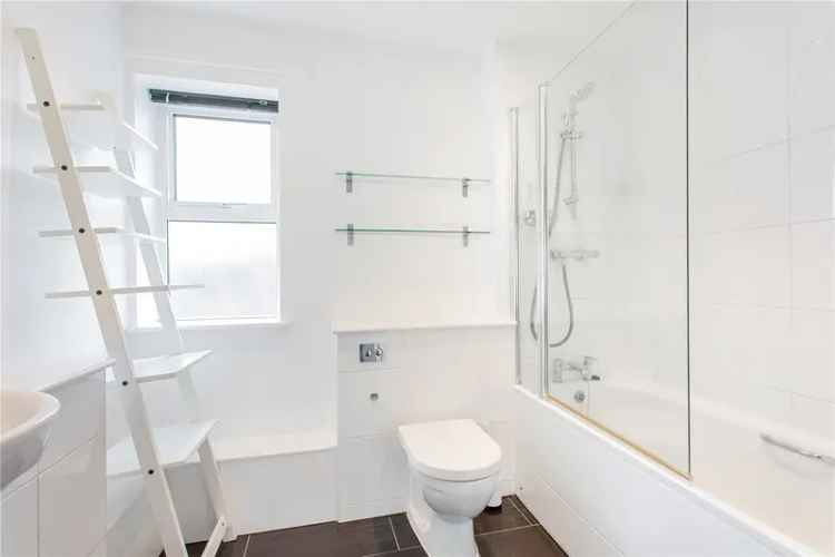 2 bedroom flat/apartment in London