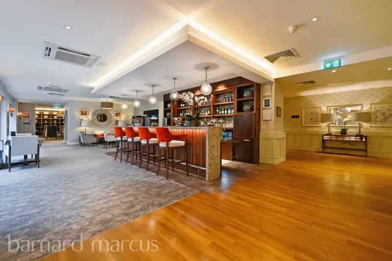 Luxury Retirement Apartment in Eden Court