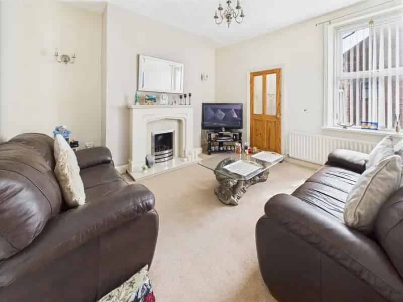 2 Bedroom Flat for Sale Hebburn Tyne and Wear