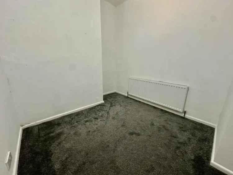 2 Bedroom Flat To Let Ground Floor Apartment Private Garden Parking
