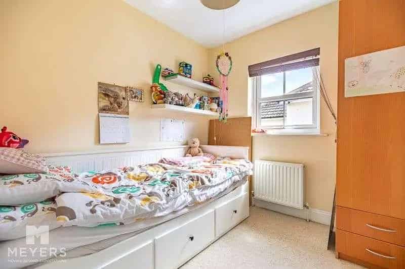 3 Bed Semi-Detached House for Sale