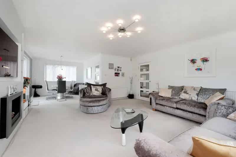 Superior Detached Bungalow in Potterton with Stunning Gardens and Garage