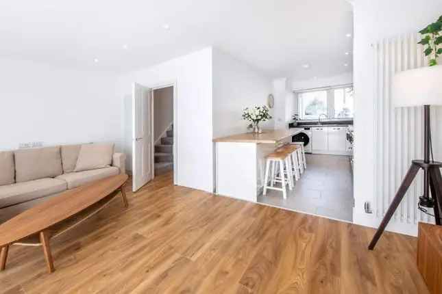 Flat to rent in Castle Road, Camden NW1