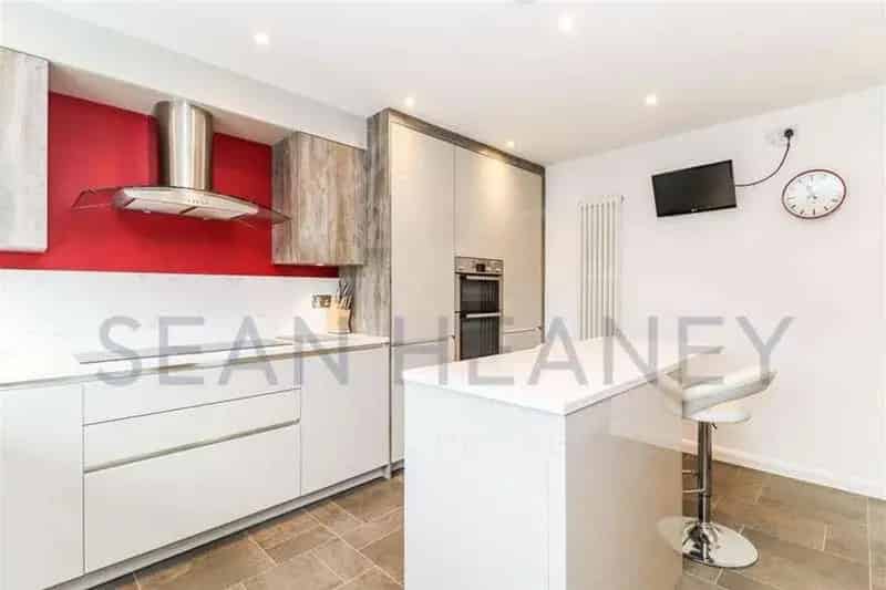 3 Bedroom House for Sale Hadley Highstone Chain Free