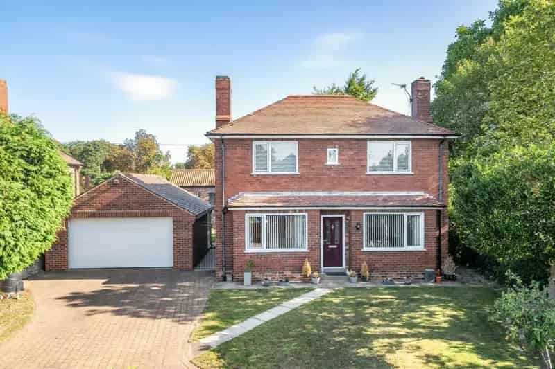 3 bedroom House
 For Sale