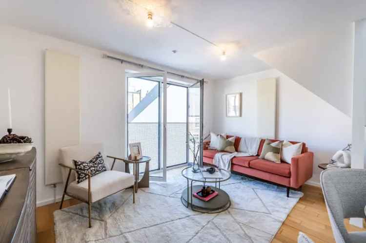 2 Bedroom Mews House for Sale in Islington N1