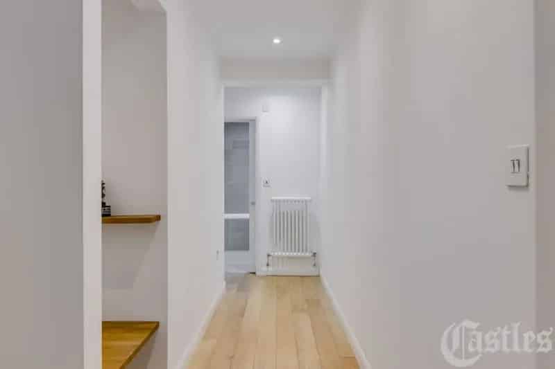 1 Bedroom Apartment House to Rent