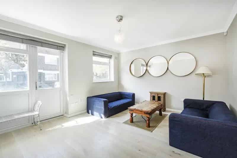 2 Double Bedroom Apartment near Eel Brook Common