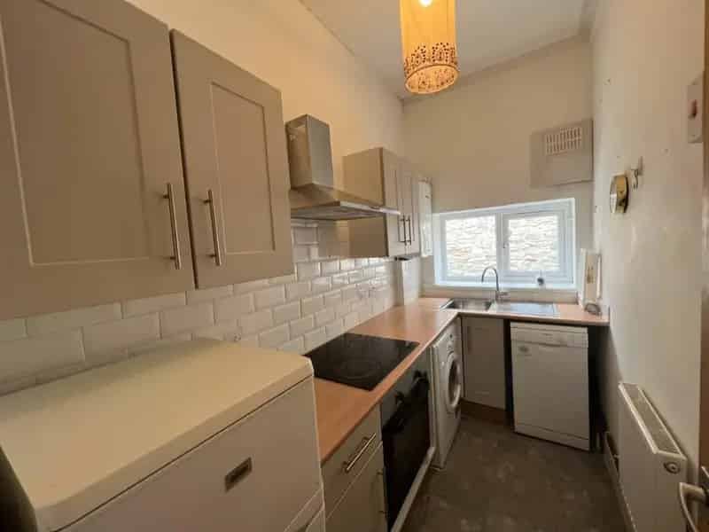 1 Bedroom Student Flat for Couple