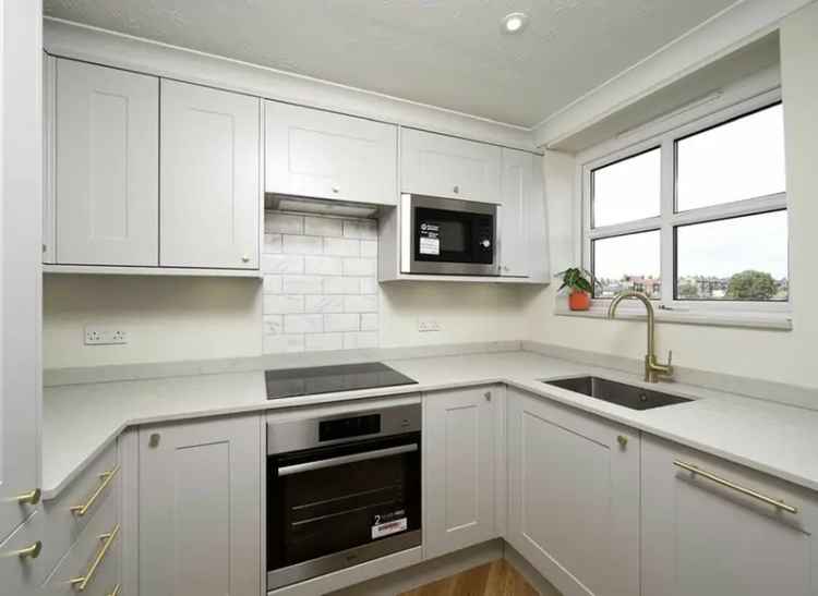 2-Bedroom Flat for Over 60s Muswell Hill Stunning Views