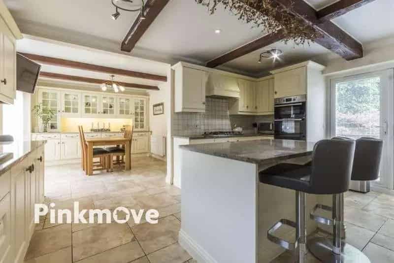 4 Bed Detached Cottage For Sale Large Workshop Ample Parking