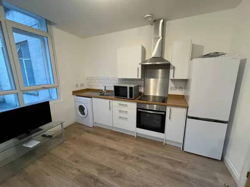 2 Bedroom Flat to Rent