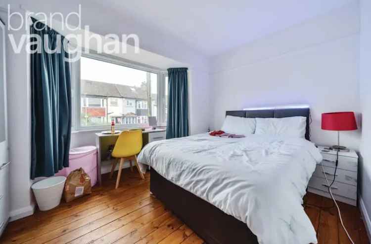 6 Double Bedroom Student House No Deposit Option