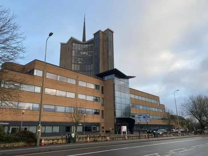 Oxford Office Space to Let in Seacourt Tower