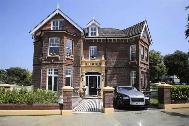 3 Bedroom Flat to Rent