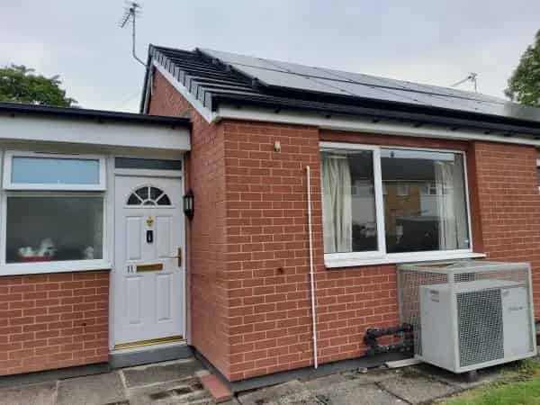 1 Bed New-Build Bungalow Near Shops and Bus