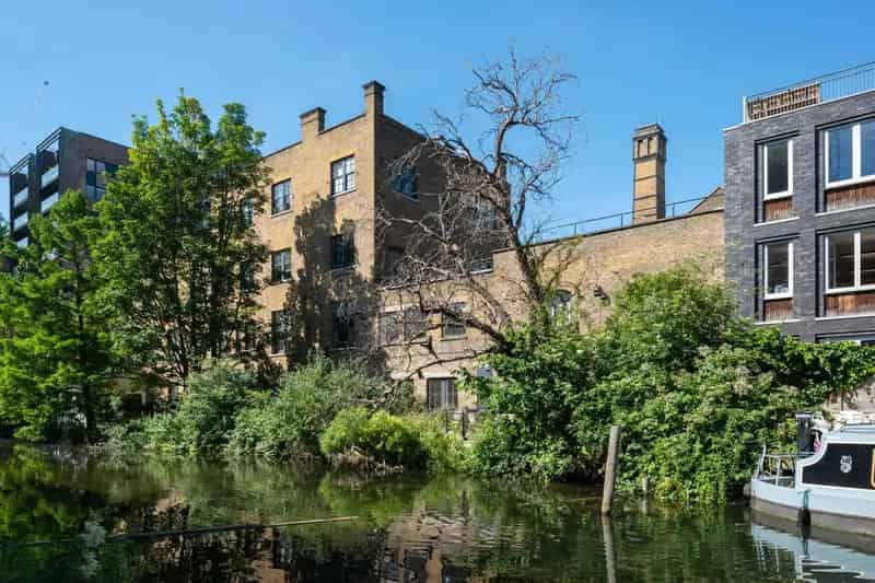 Characterful Office Space in Victorian Estate, Wenlock Basin