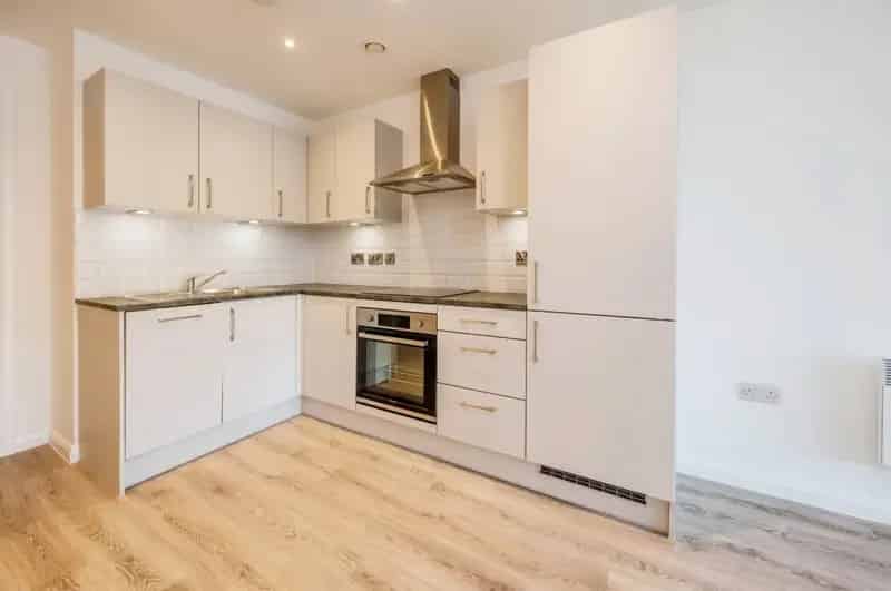 Stunning City Centre 1-Bedroom Apartment - Newly Refurbished