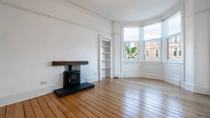 Shawlands Apartment Glasgow Southside - Modern Living in Traditional Setting