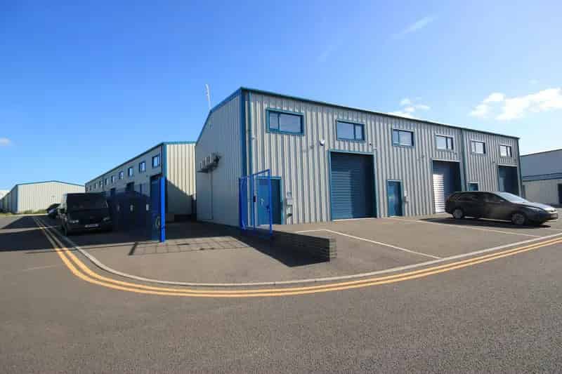 Manston Park Industrial Estate Business Unit For Sale