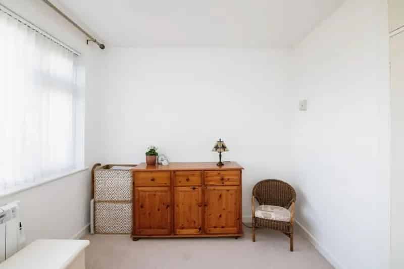 2 Bed Flat for Sale Near Solihull Railway Station