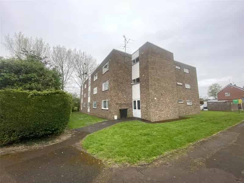 1 Bedroom Apartment for Sale
