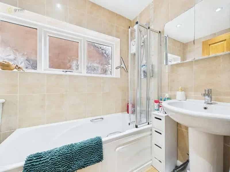 3 Bed Semi-Detached House For Sale