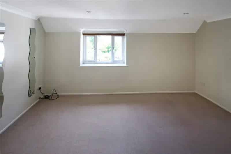 2 Bedroom Flat To Rent Available 16082025