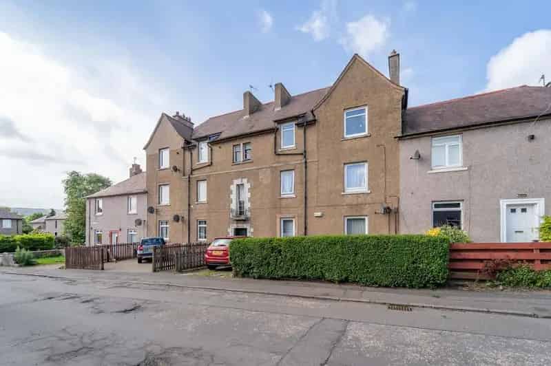 2 Bedroom Flat for Sale in Lanarkshire