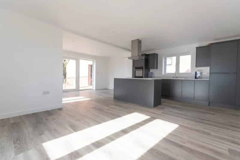 New 3-Bedroom Detached House with En Suite and Solar Panels