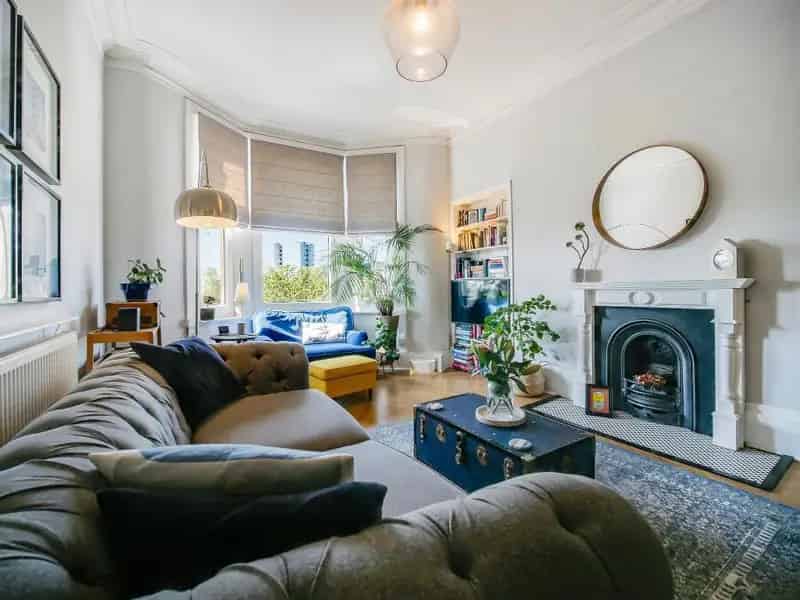 2 bedroom flat for sale