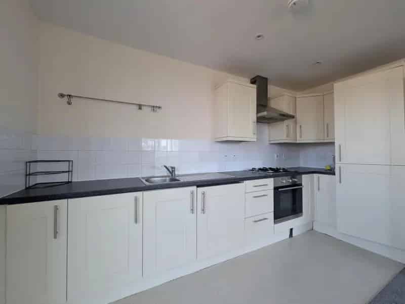 2 Bedroom Apartment with Balcony and Parking