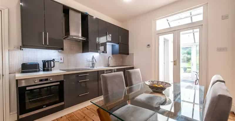2 bedroom property for sale